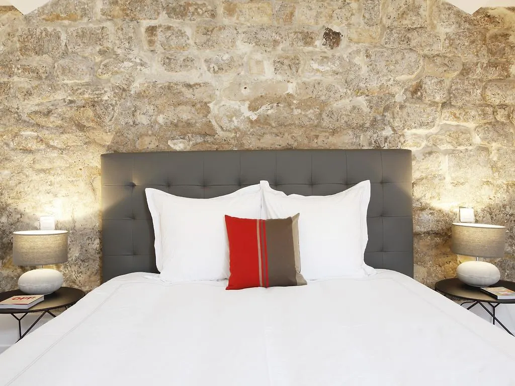 Charming 2Br-2Ba Between Le Marais & Le Louvre 0*, Paris